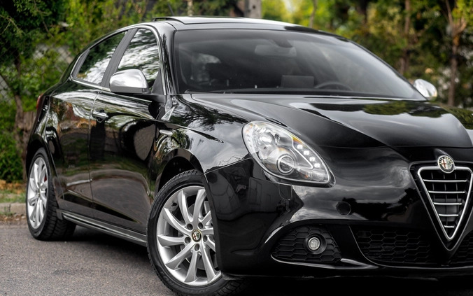 Alfa Romeo Giulietta cena 38800 przebieg: 102000, rok produkcji 2012 z Kąty Wrocławskie małe 704